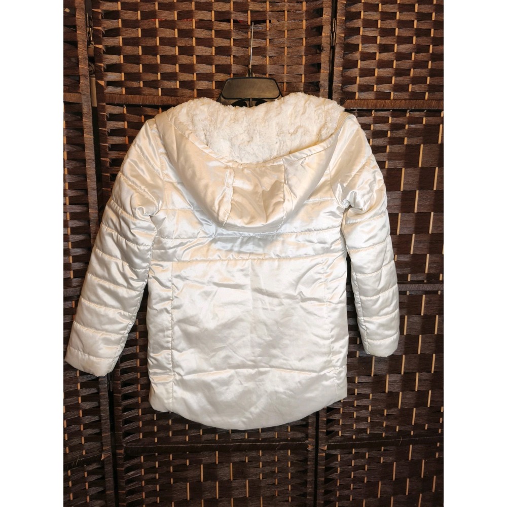 The North Face Kids White Puffer Jacket - Picture 8 of 11